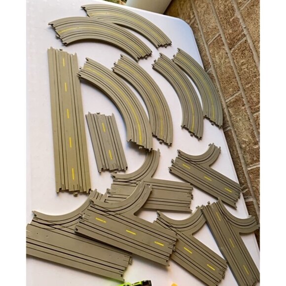 Tyco US1 Electric Trucking Slot Car Track Transport Trucks Power Pack For Parts - Picture 9 of 9